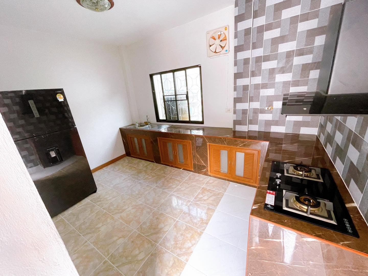 บ้านเช่าเชียงใหม่ ใกล้โรงเรียนวารี 6